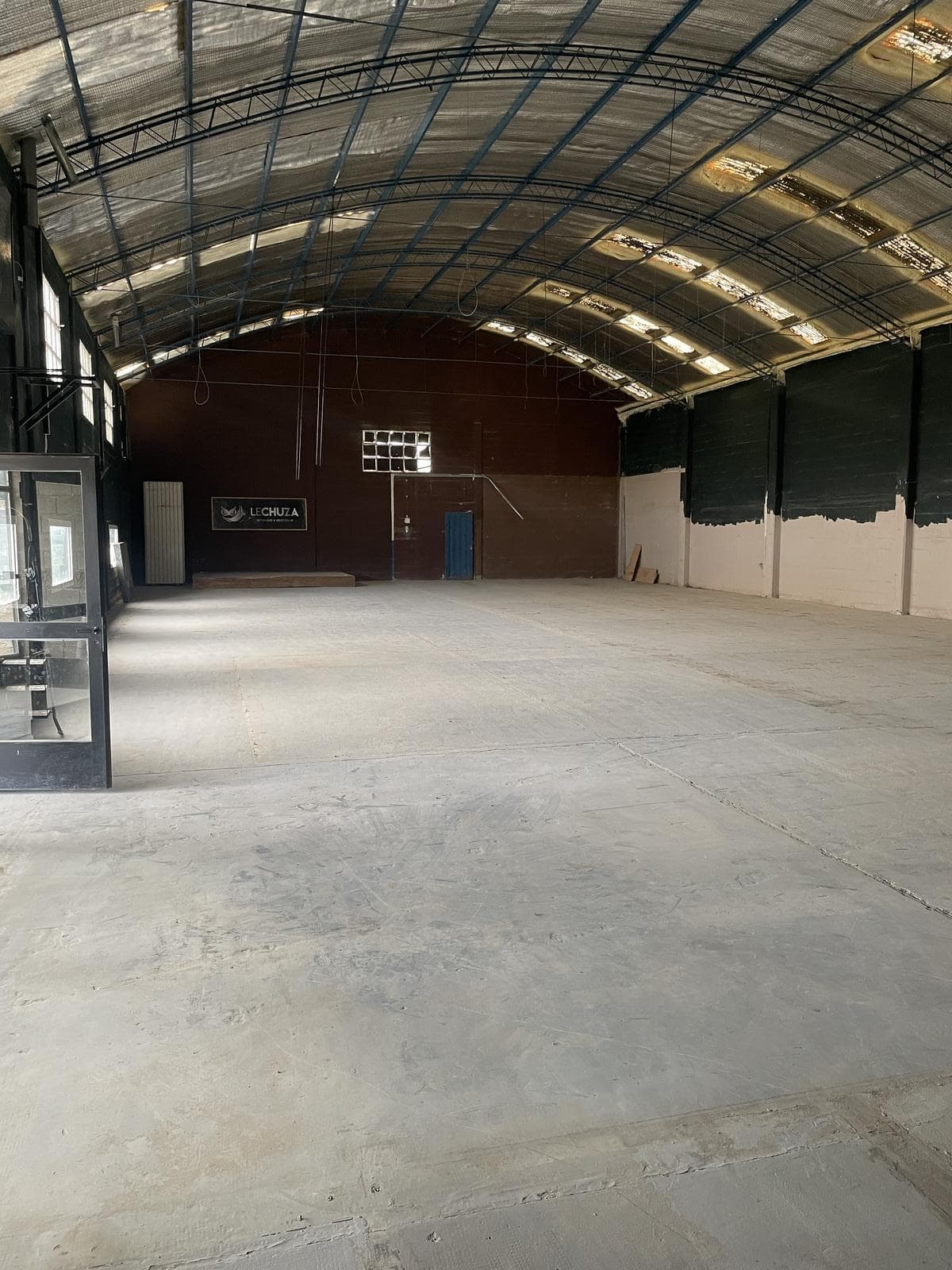 Commercial Warehouse for Rent