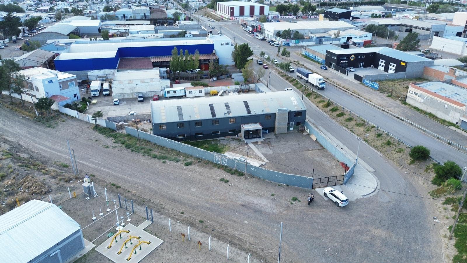 Galpón Comercial en Alquiler