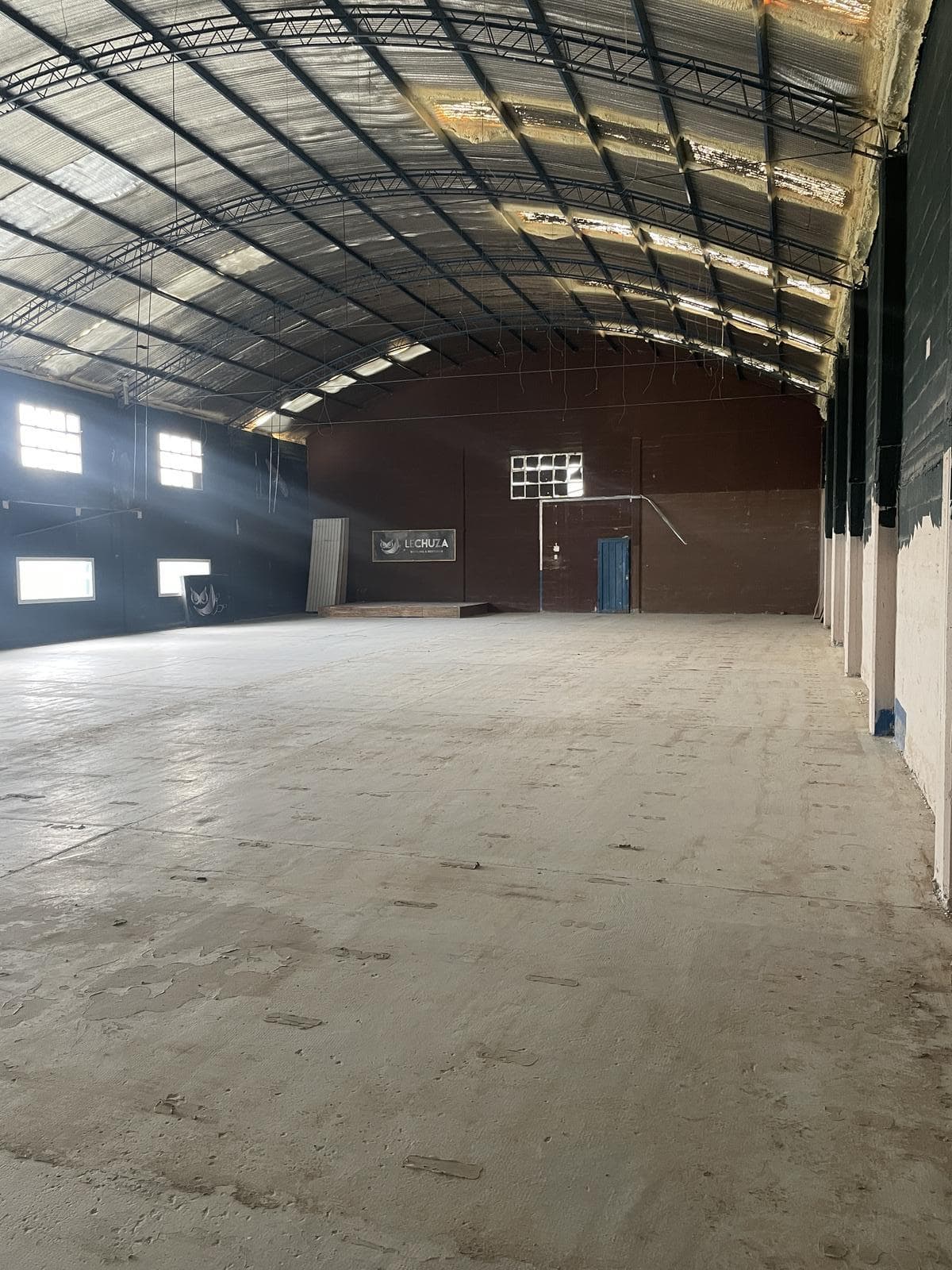 Commercial Warehouse for Rent