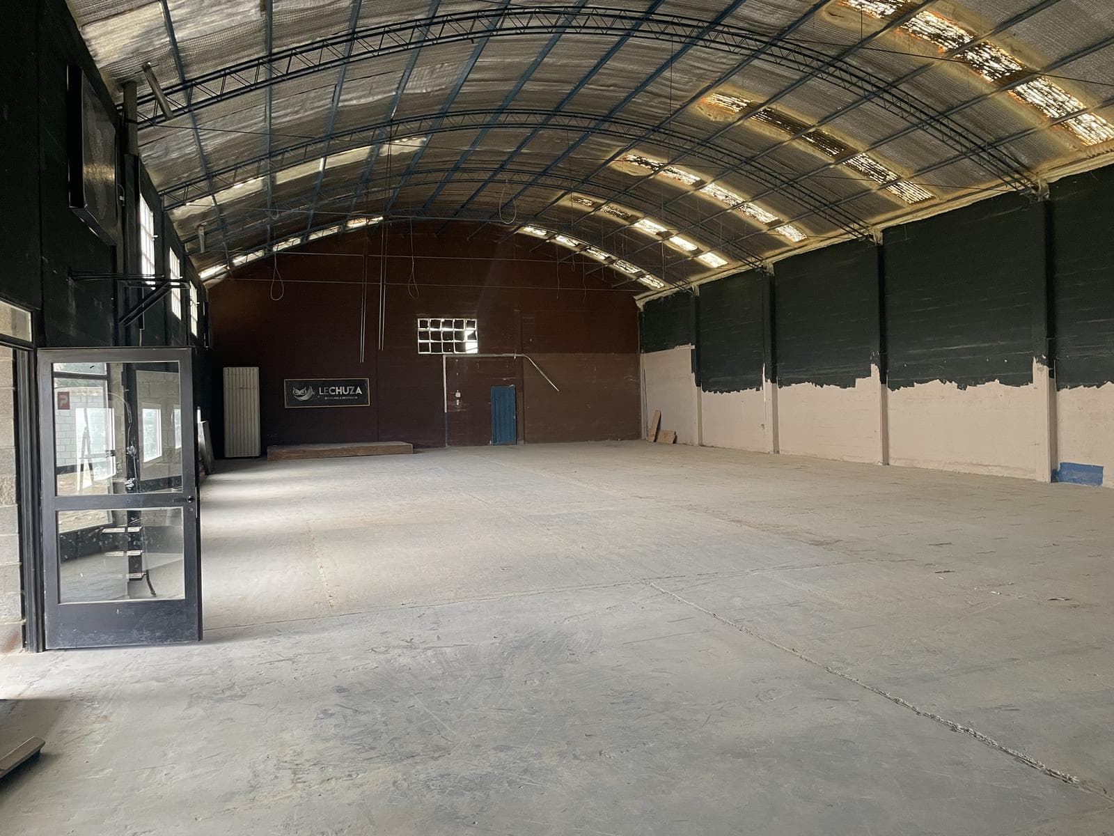 Commercial Warehouse for Rent