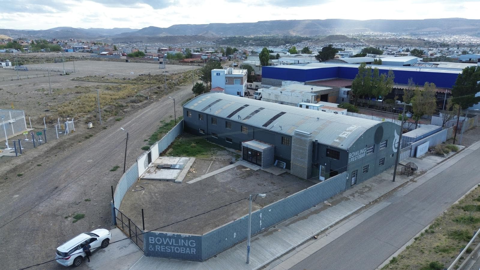 Galpón Comercial en Alquiler