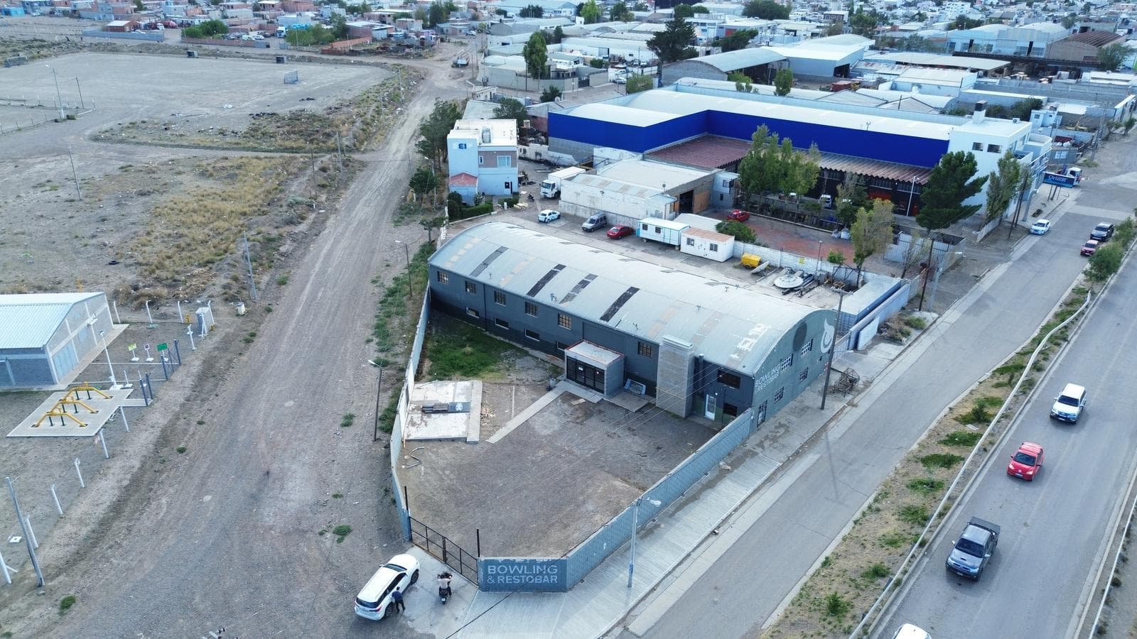 Galpón Comercial en Alquiler