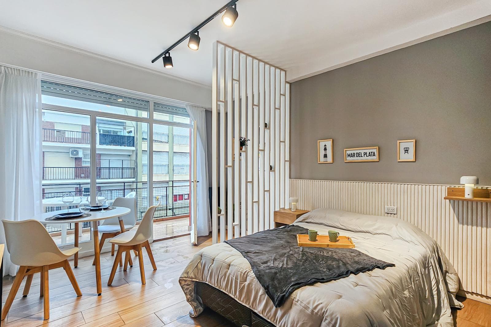 For Sale - Apartment - Plaza Colón - Renovated - Balcony