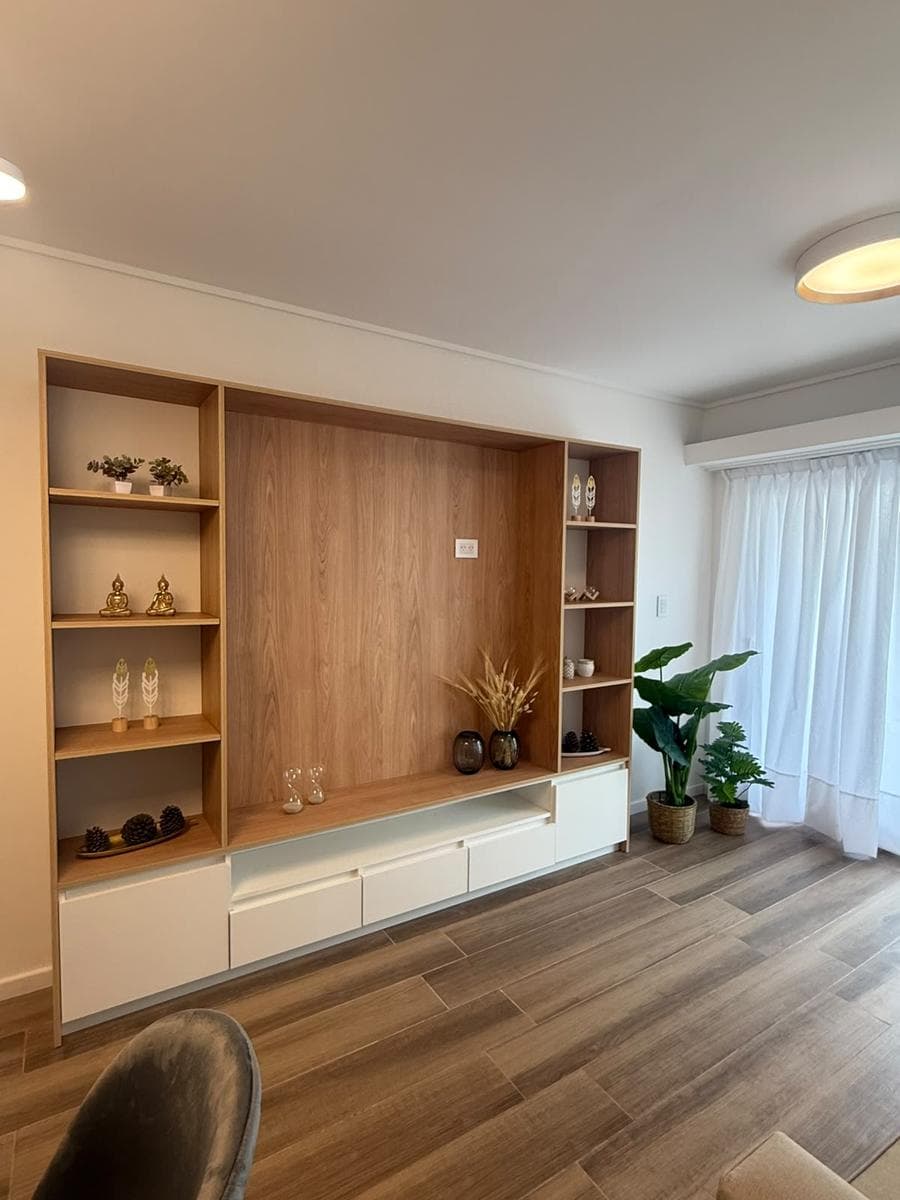 3-Room Apartment for Sale in Mar del Plata on the Street—Renovated to Look Like New, with a Balcony