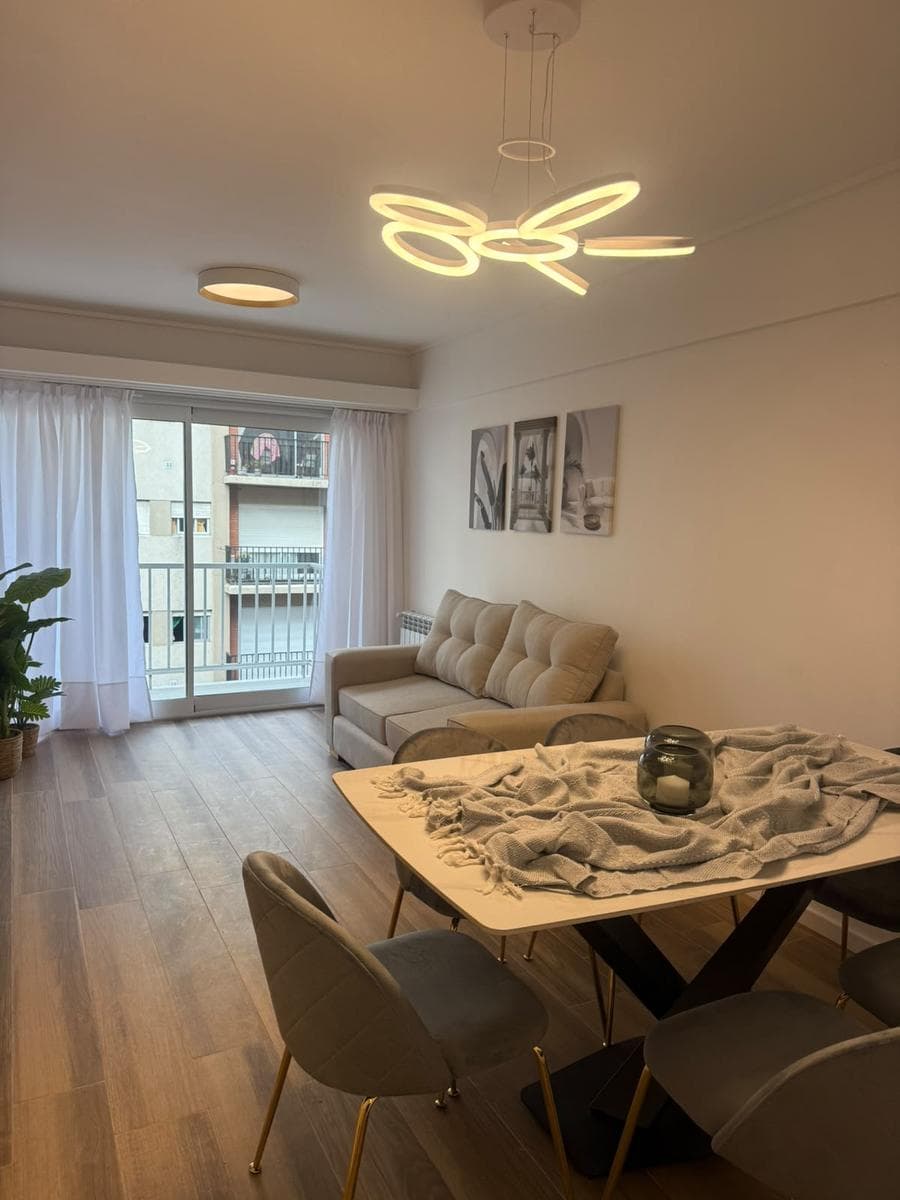 3-Room Apartment for Sale in Mar del Plata on the Street—Renovated to Look Like New, with a Balcony