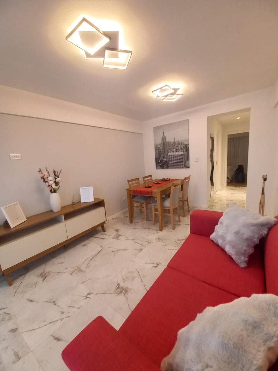 3-Room Apartment for Sale in Mar del Plata on the Street—Renovated to Look Like New, with a Balcony