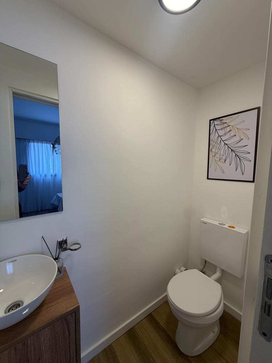 4-Bedroom House for Sale in Mar del Plata with a Garage Refurbished to Like-New Condition