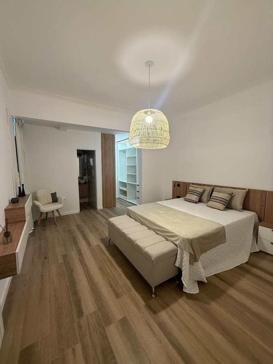 4-Bedroom House for Sale in Mar del Plata with a Garage Refurbished to Like-New Condition