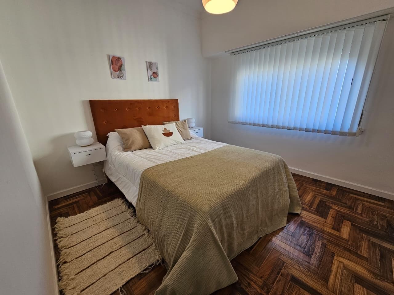 2-Room Apartment for Sale in Mar del Plata, Facing the Street, with a Balcony That Has Been Renovated to Look Like New
