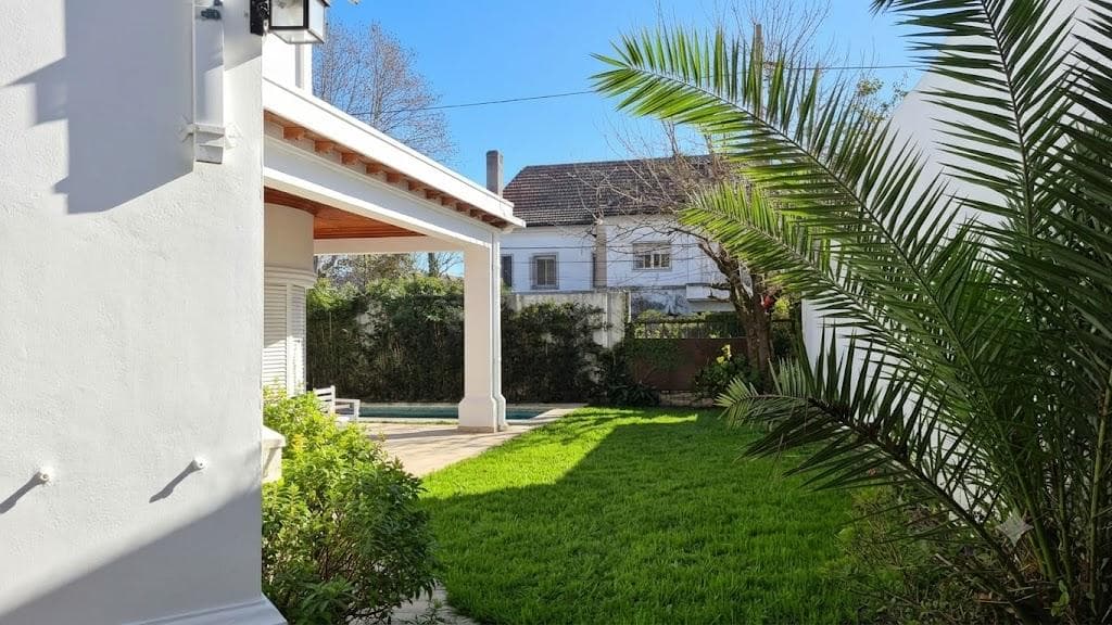 House for Sale on Martínez Vías near Libertador