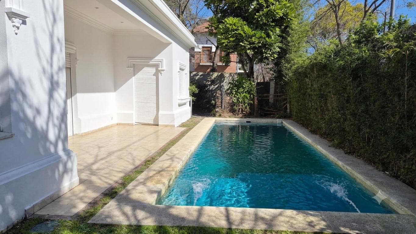 House for Sale on Martínez Vías near Libertador