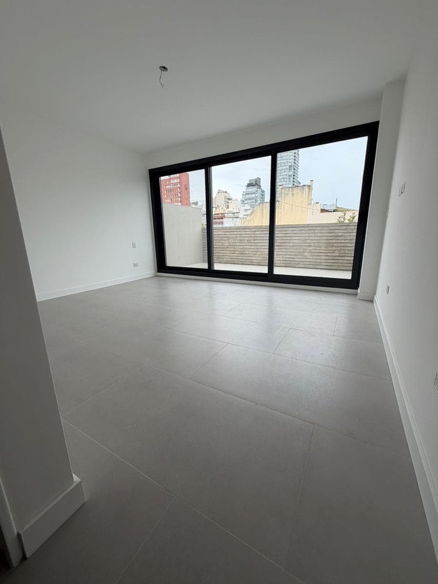 Studio apartment with balcony and terrace - Nuñez