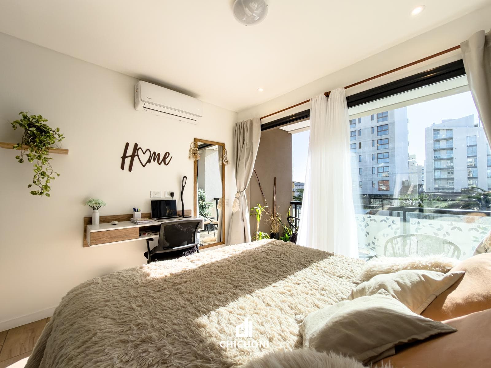 For Sale - Studio Apartment - Balcony - New Building with Barbecue Area - Constitución Area