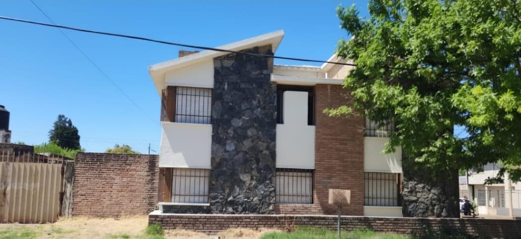 4-Bedroom House for Sale in the Santa Rosa Residencial Neighborhood