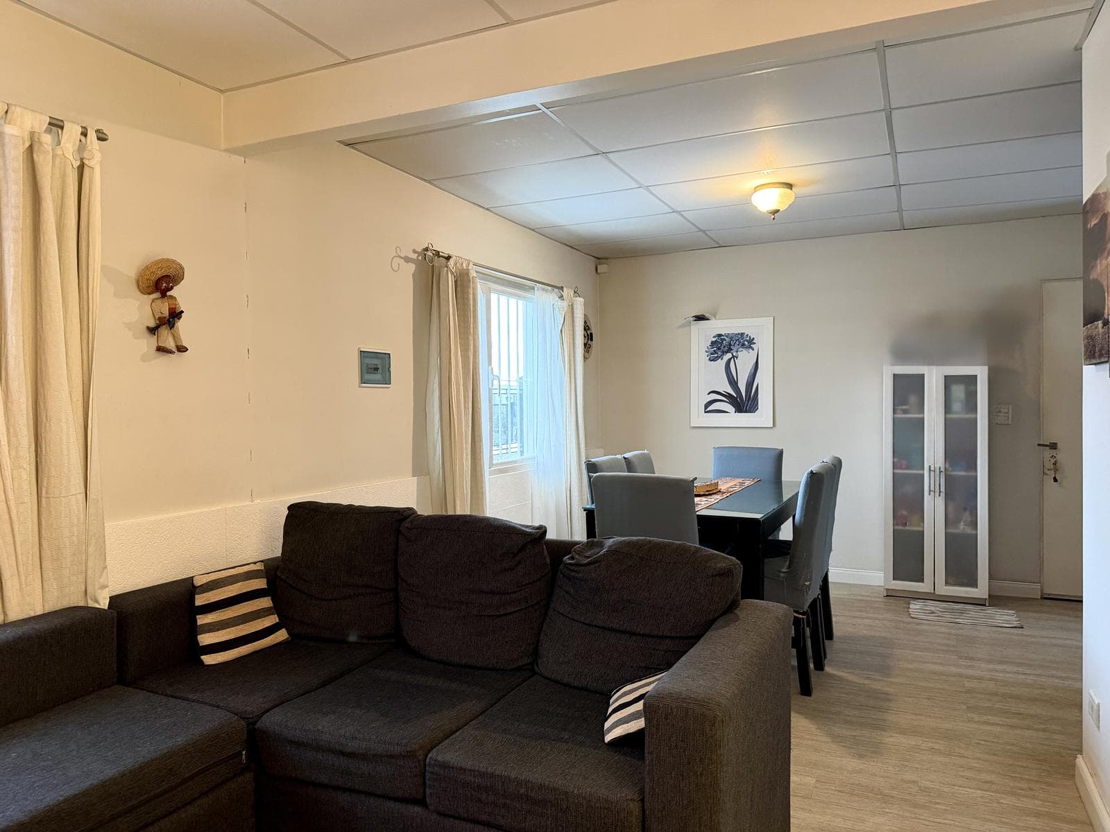 House for Sale in the 645 Viviendas Neighborhood