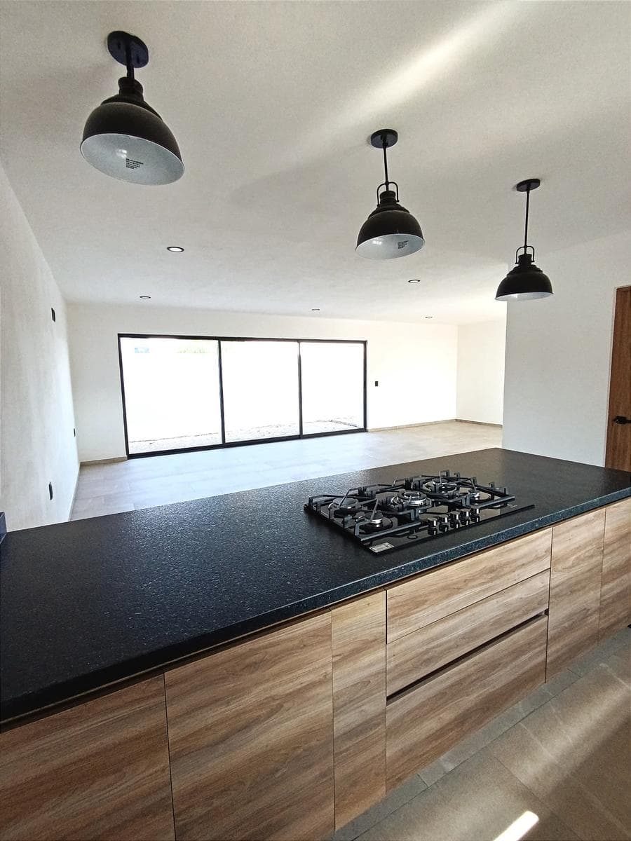 House for Sale in Preserve Juriquilla, 3 Bedrooms with Bathrooms, Garden