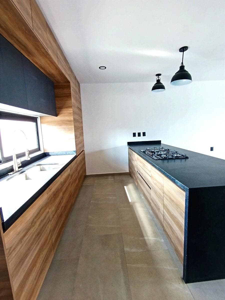 House for Sale in Preserve Juriquilla, 3 Bedrooms with Bathrooms, Garden