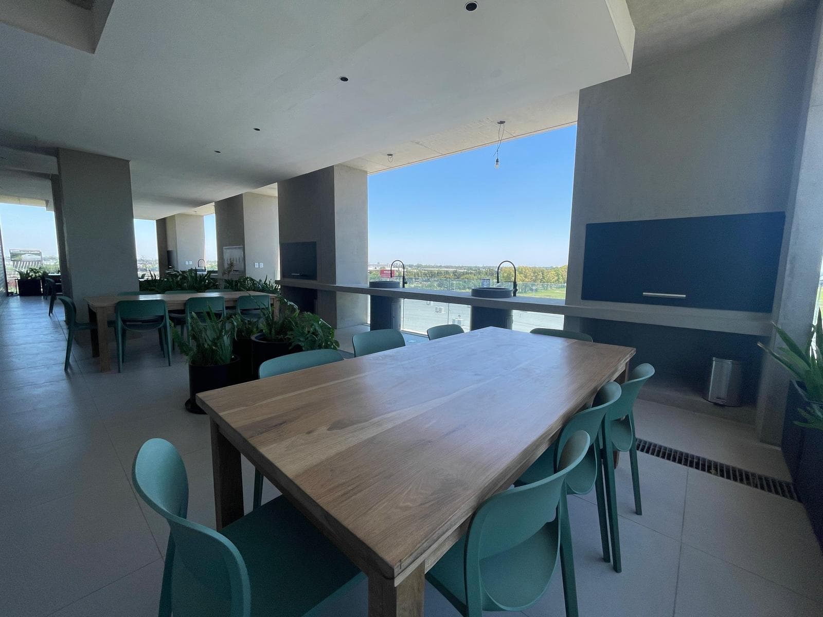 Apartment for Rent: SUITABLE FOR PROFESSIONALS