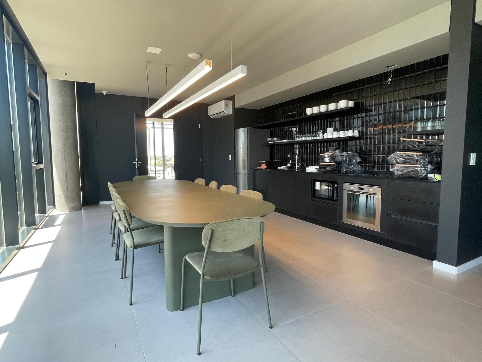 Apartment for Rent: SUITABLE FOR PROFESSIONALS