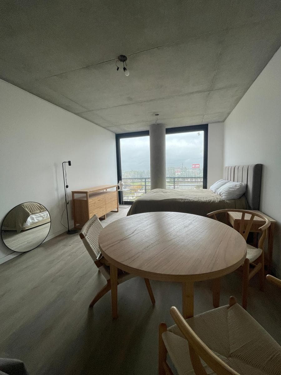 Apartment for Rent: SUITABLE FOR PROFESSIONALS