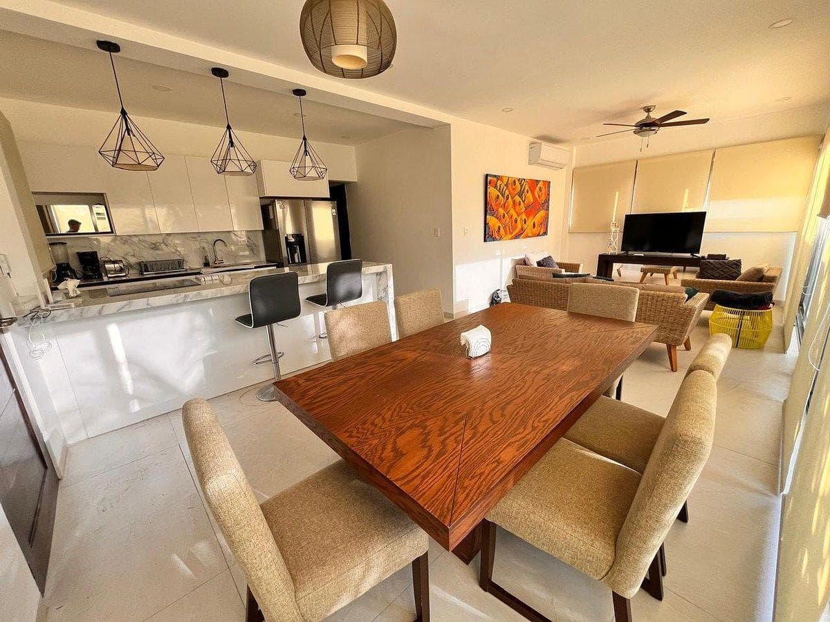Apartment for sale in SAN BENITO BEACH, YUCATÁN, ON THE BEACHFRONT.