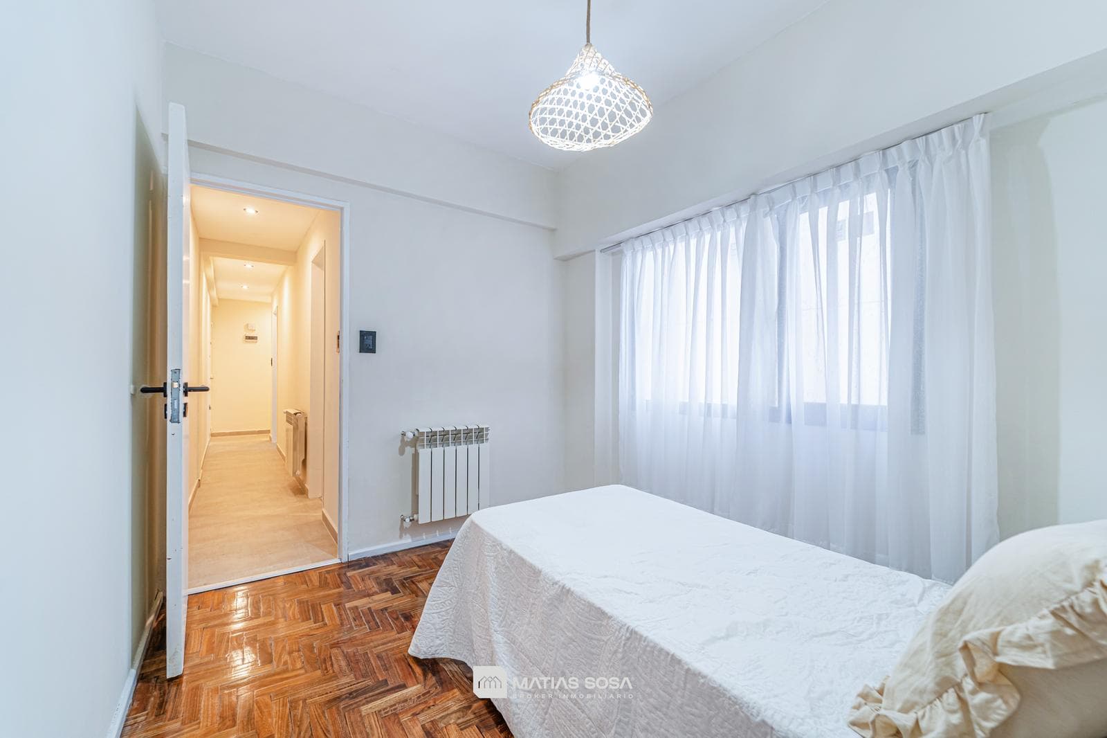 For Sale - 3-room apartment - On the main street - Renovated - Plaza Colón
