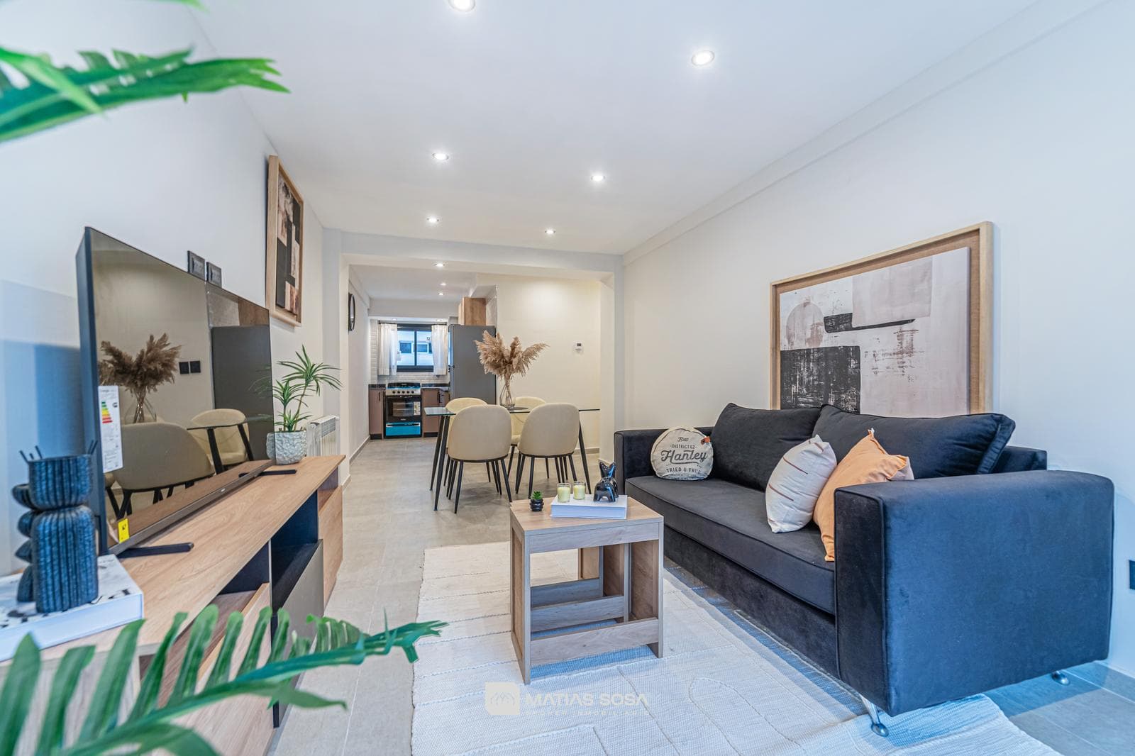 For Sale - 3-room apartment - On the main street - Renovated - Plaza Colón
