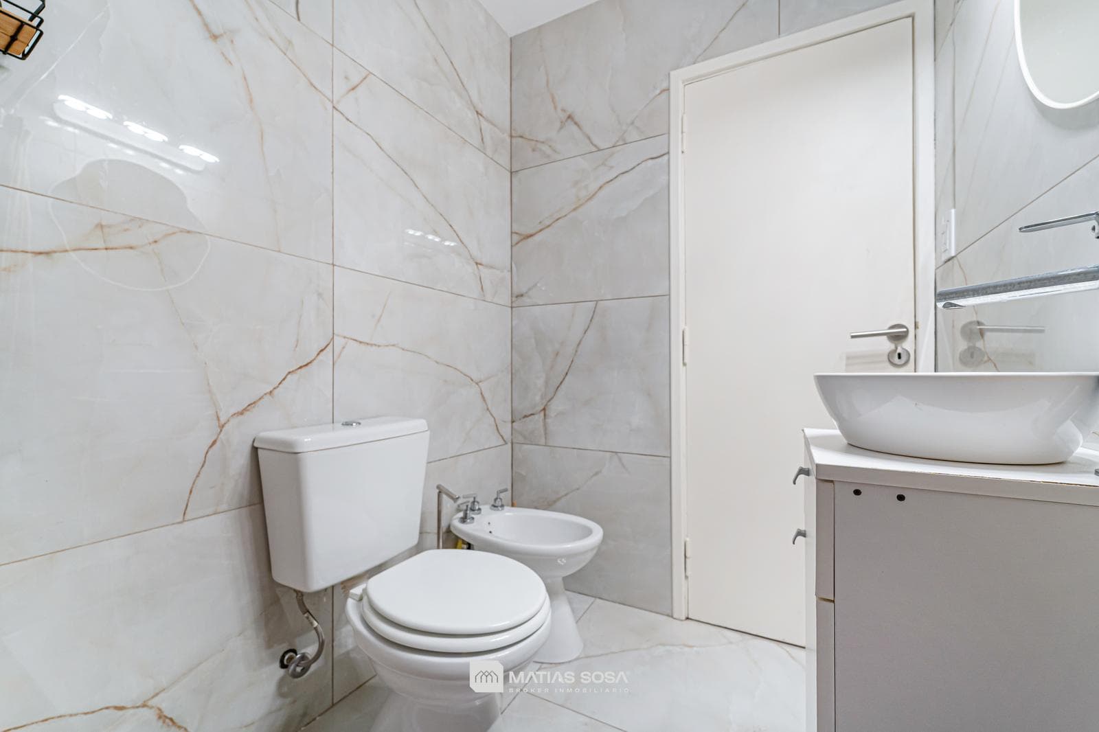 For Sale - 2-room apartment - Renovated - Terminal Vieja