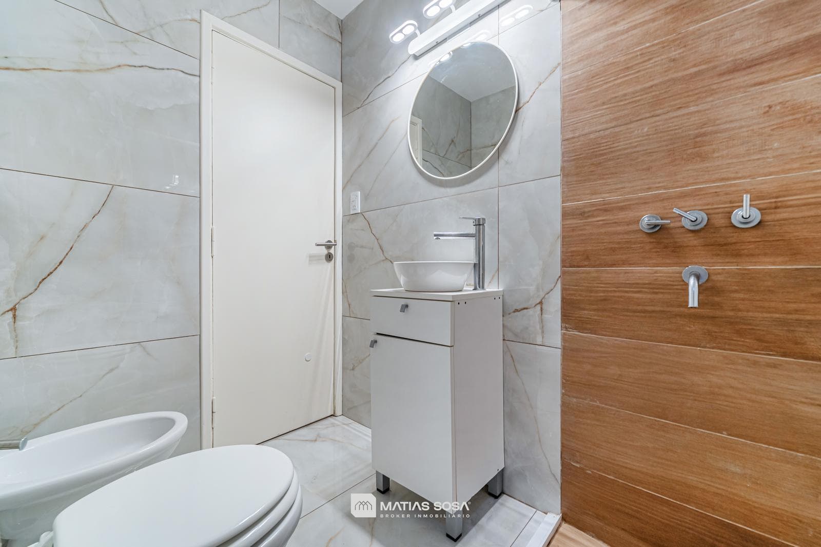 For Sale - 2-room apartment - Renovated - Terminal Vieja