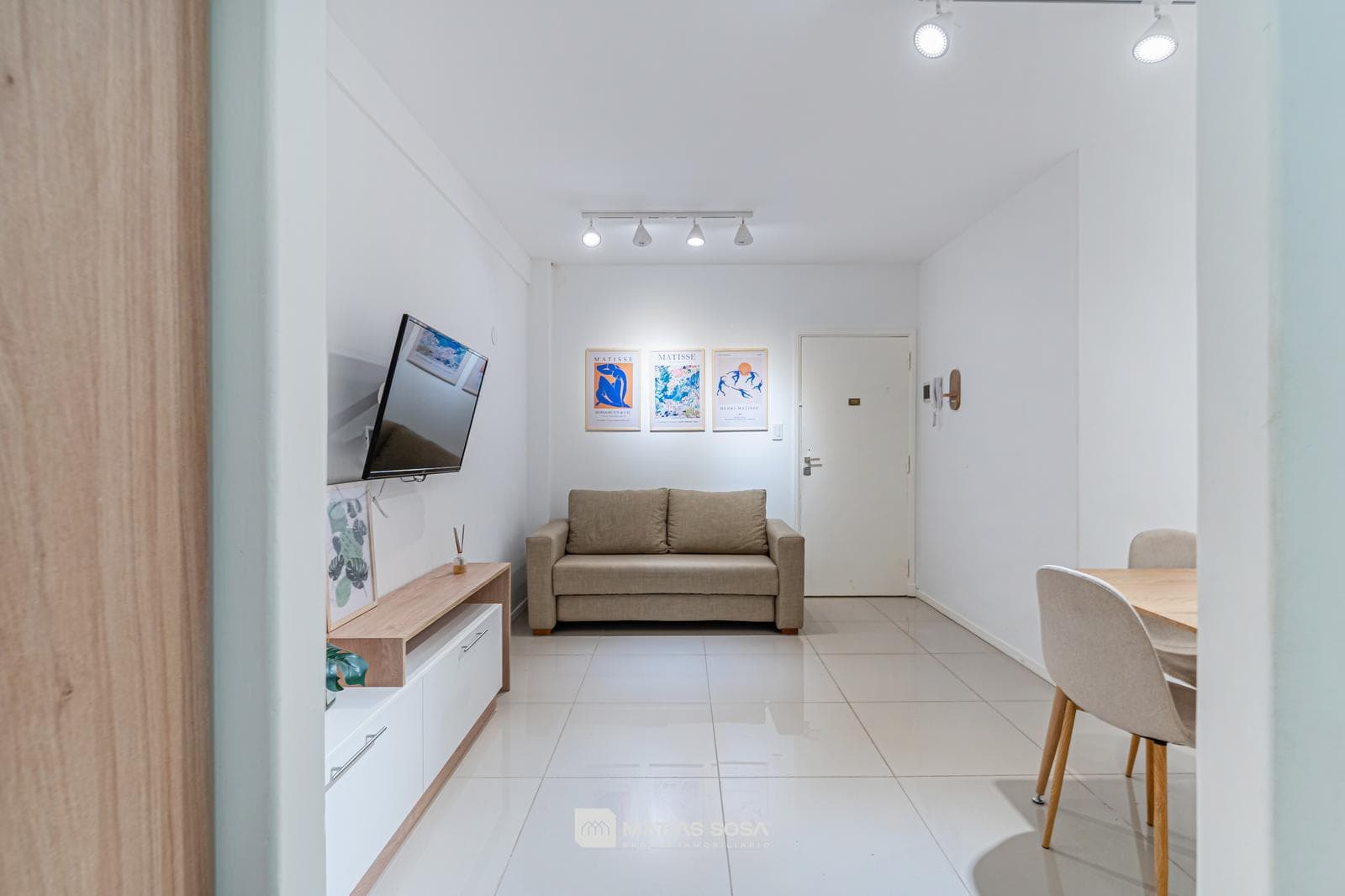 For Sale - 2-room apartment - Renovated - Terminal Vieja