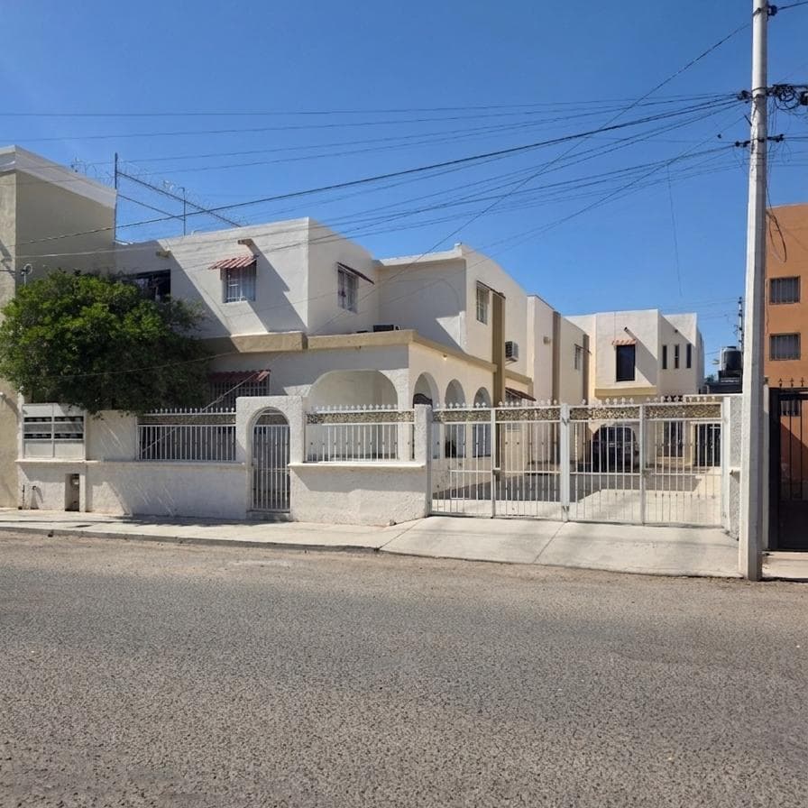 Apartment complex in Colonia Misión