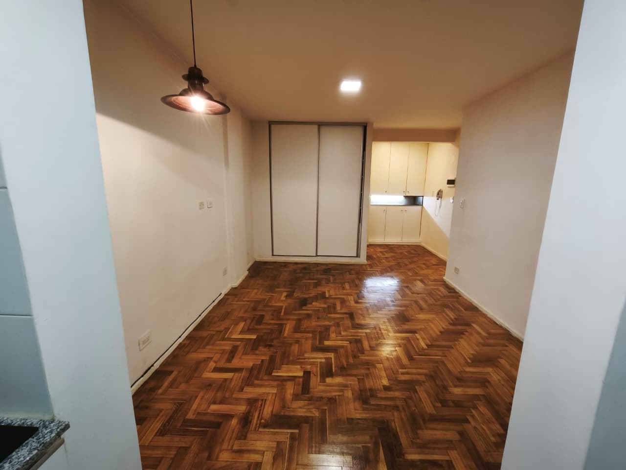 STUDIO APARTMENT FOR RENT, MONSERRAT AREA