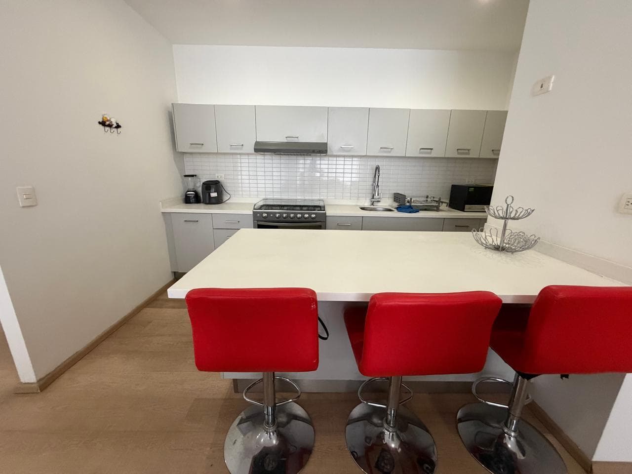 Apartment for Rent in Nuevo Sur, Javier Sanchez Building