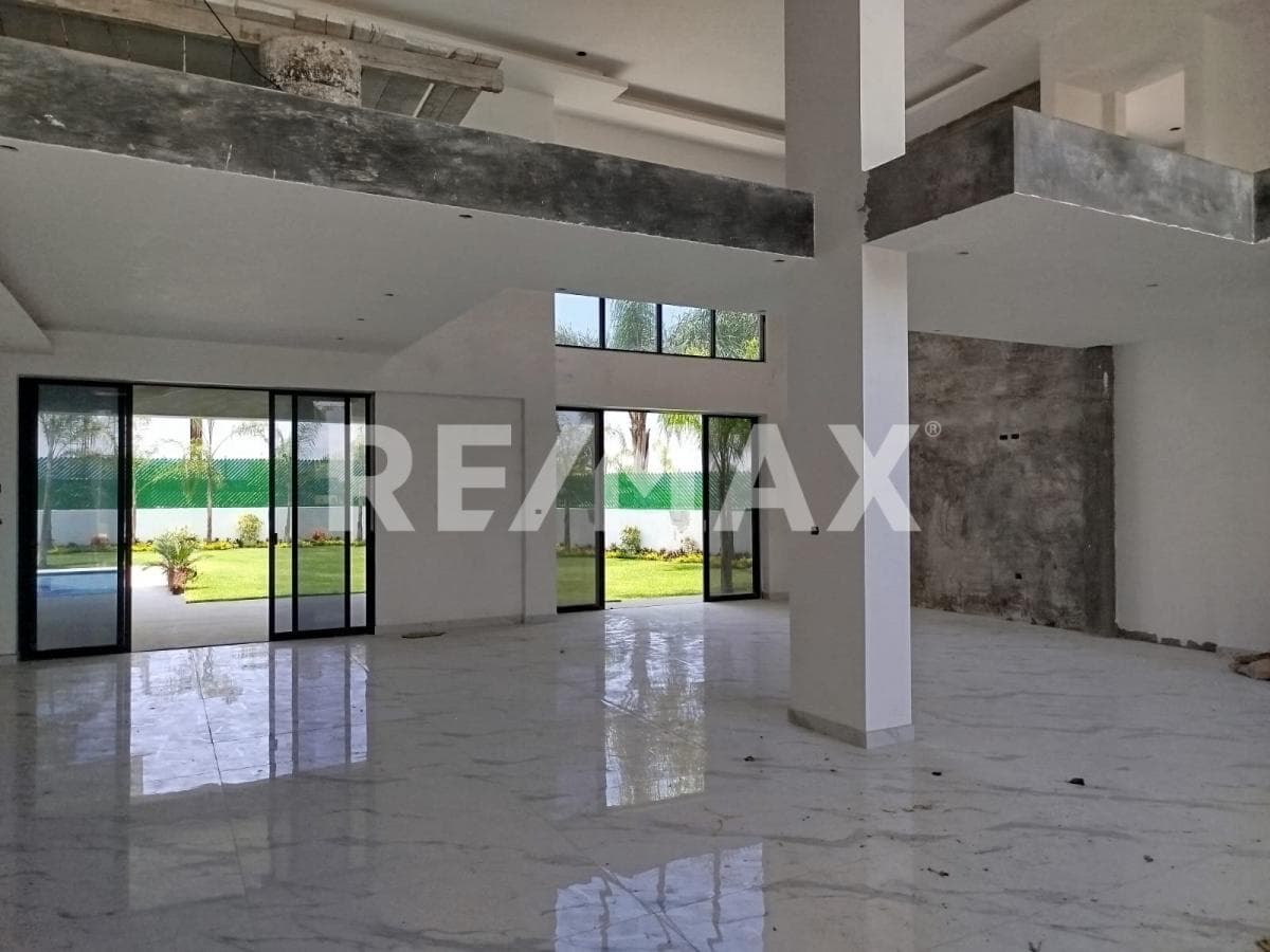 House for Sale in Morelos, Lomas de Cocoyoc Subdivision