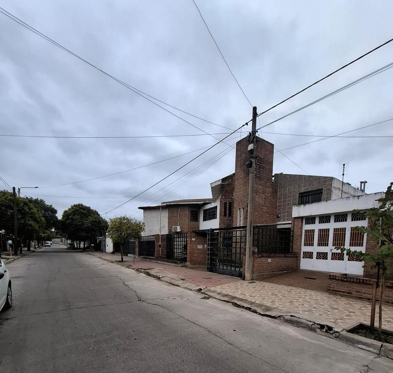 Great Opportunity! House in need of renovation in Lomas de San Martín