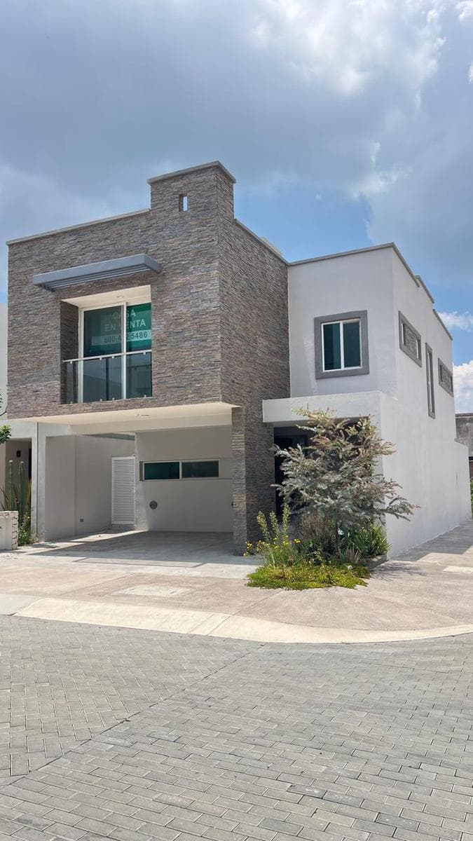 House in Vista Residencial