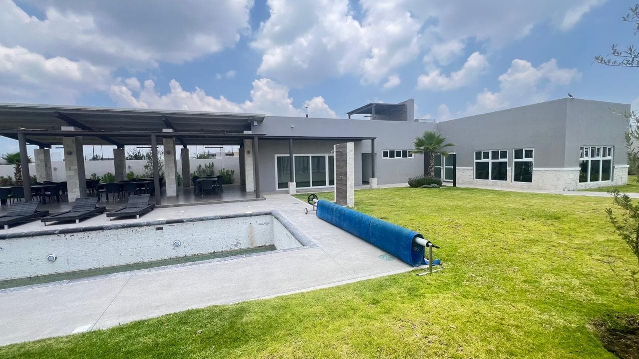 House in Vista Residencial