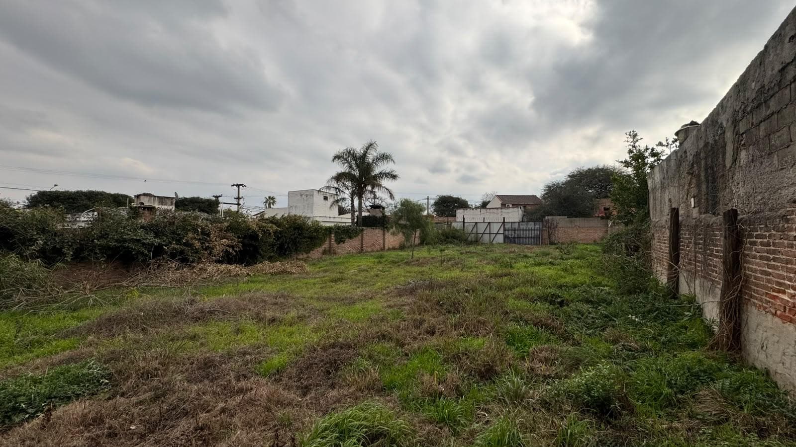 2-bedroom house in need of renovation, Arguello