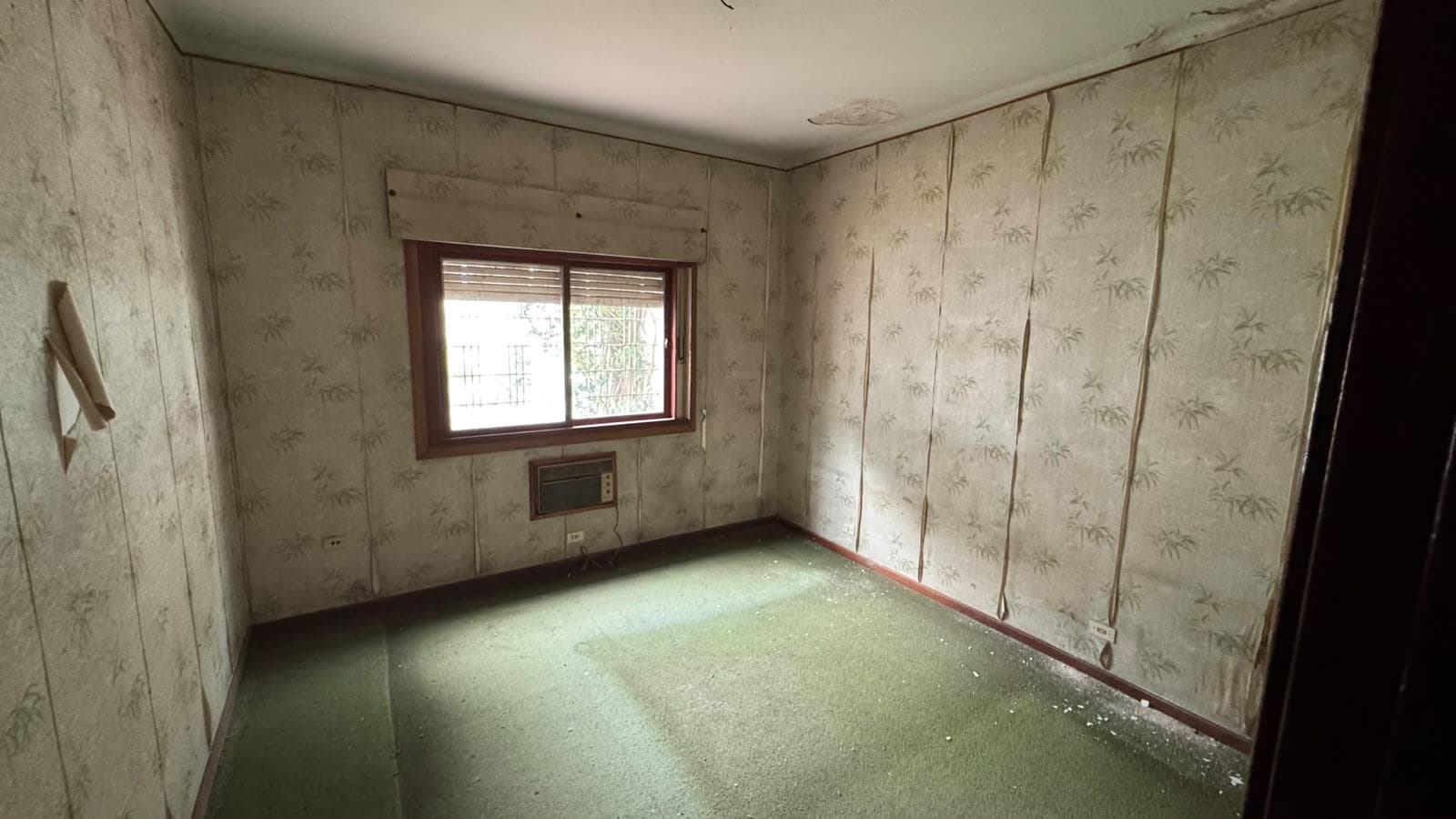 2-bedroom house in need of renovation, Arguello