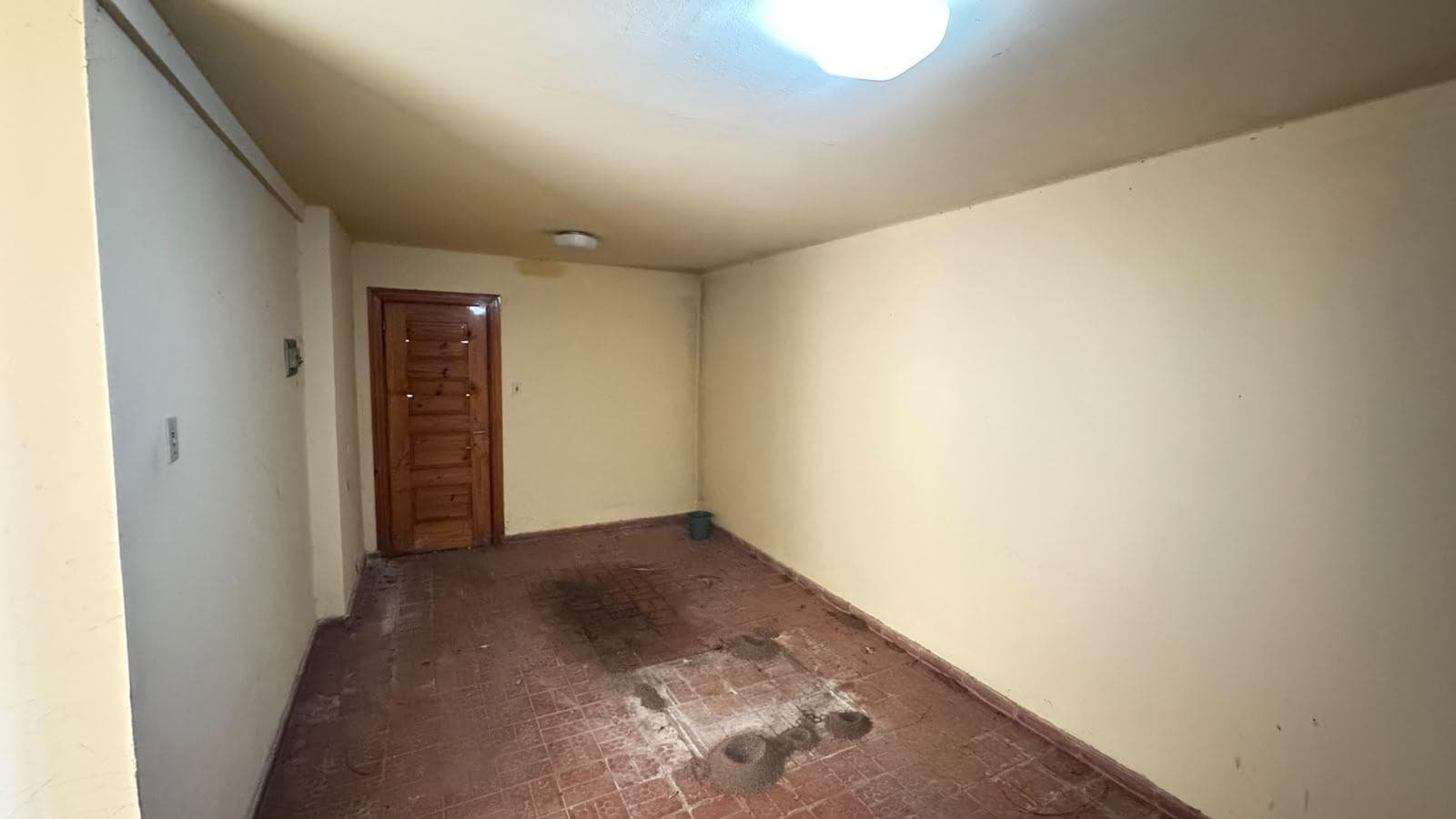 2-bedroom house in need of renovation, Arguello