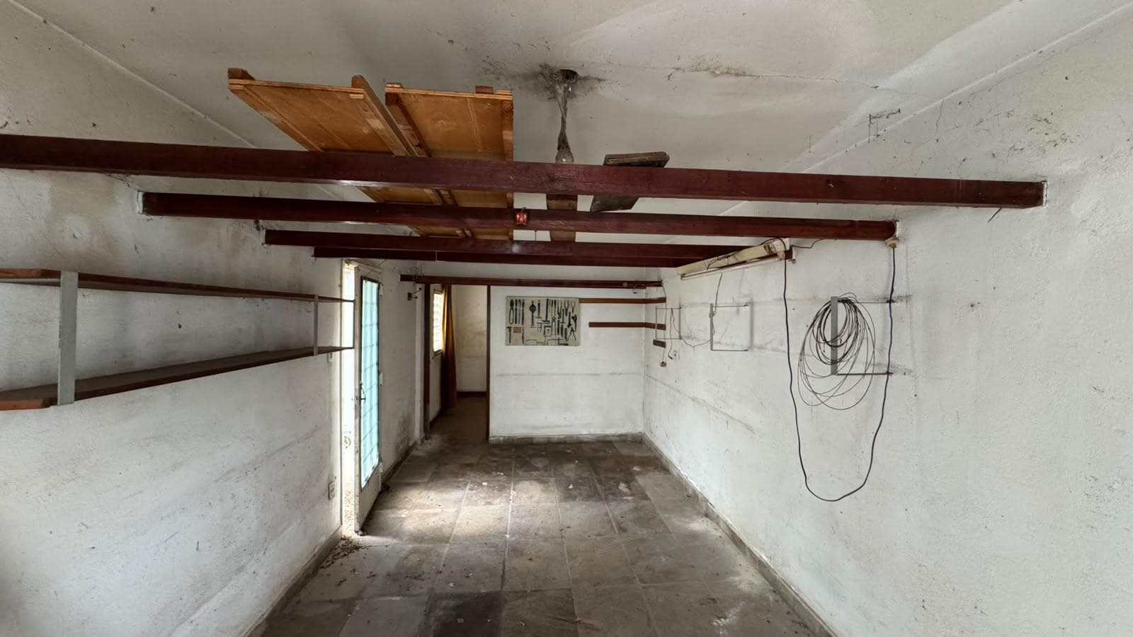 2-bedroom house in need of renovation, Arguello
