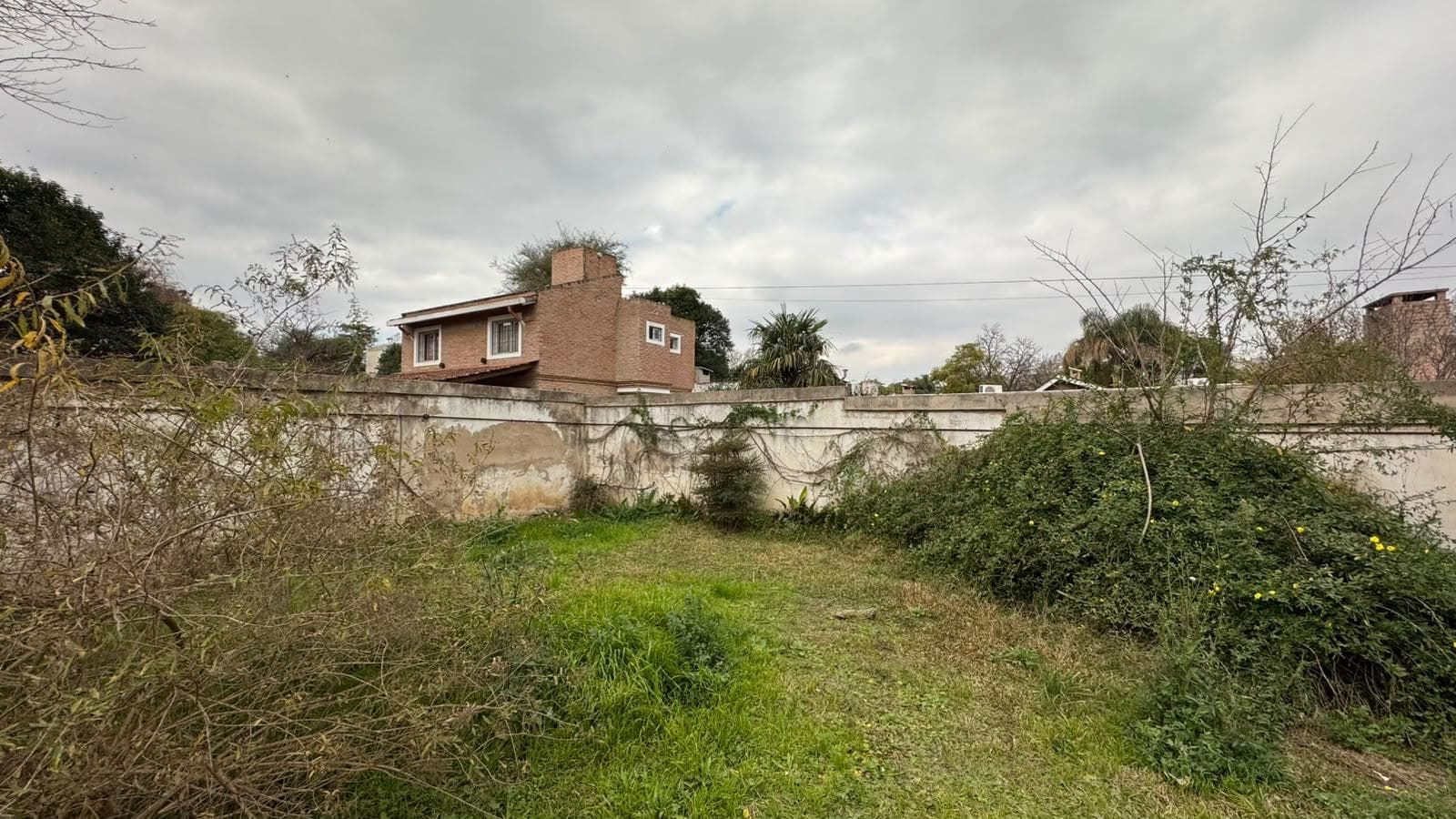 2-bedroom house in need of renovation, Arguello