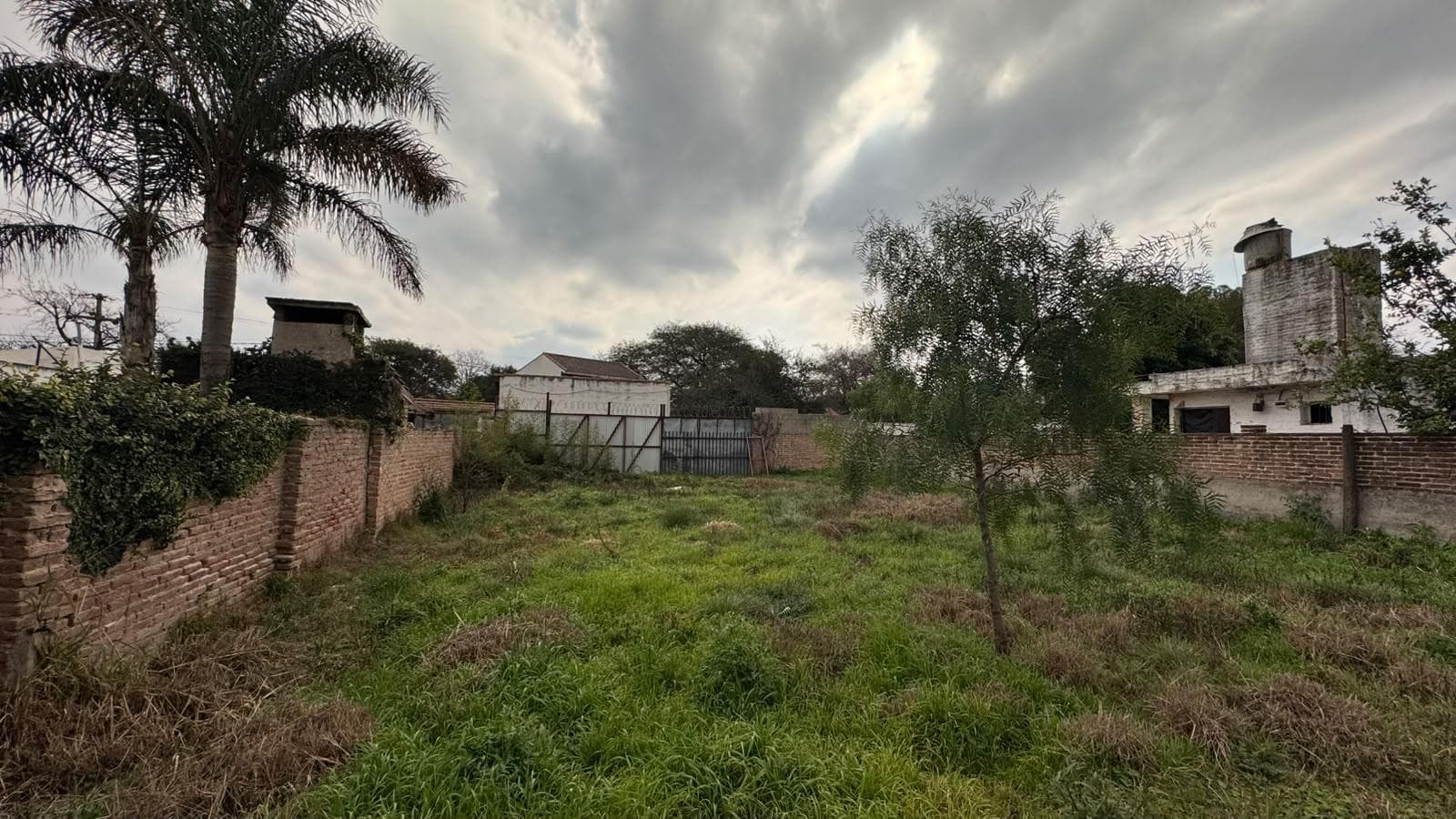 2-bedroom house in need of renovation, Arguello