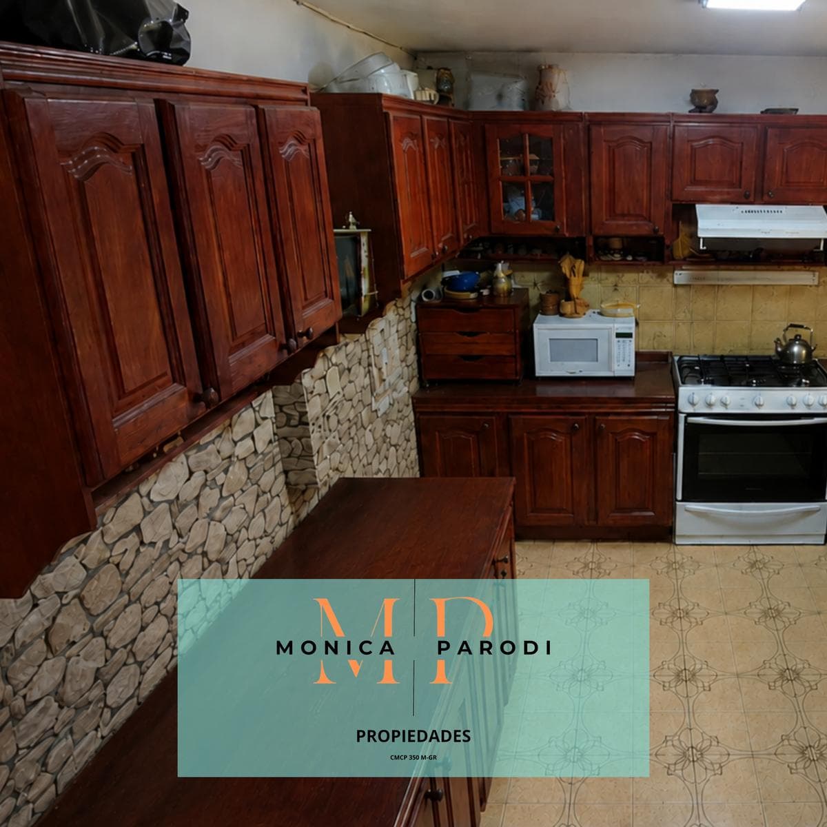 HOUSE PLUS STUDIO APARTMENT FOR SALE IN MORENO WITH AN EXCELLENT LOCATION