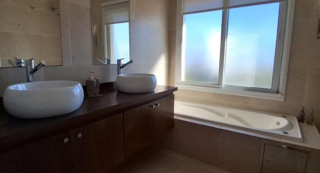 House for Sale in the Vistas Neighborhood, Puertos del Lago Escobar. 3 Bedrooms, Office, Pool. Northern Greater Buenos Aires