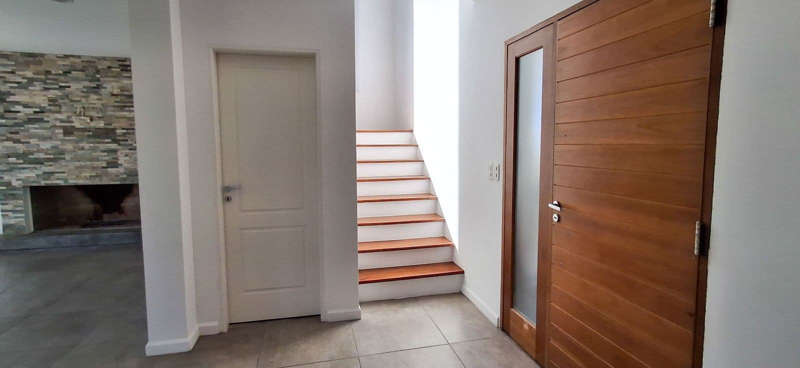 House for Sale in the Vistas Neighborhood, Puertos del Lago Escobar. 3 Bedrooms, Office, Pool. Northern Greater Buenos Aires