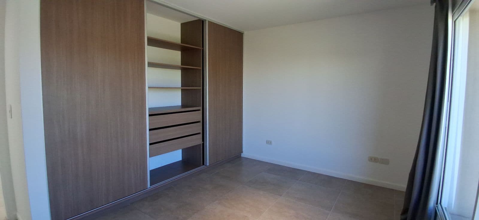 House for Sale in the Vistas Neighborhood, Puertos del Lago Escobar. 3 Bedrooms, Office, Pool. Northern Greater Buenos Aires