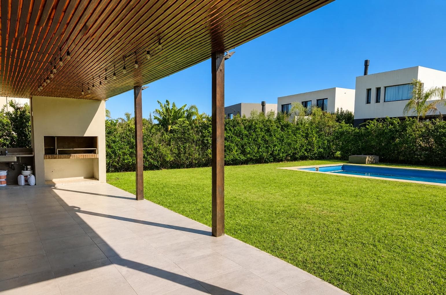 House for Sale in the Vistas Neighborhood, Puertos del Lago Escobar. 3 Bedrooms, Office, Pool. Northern Greater Buenos Aires