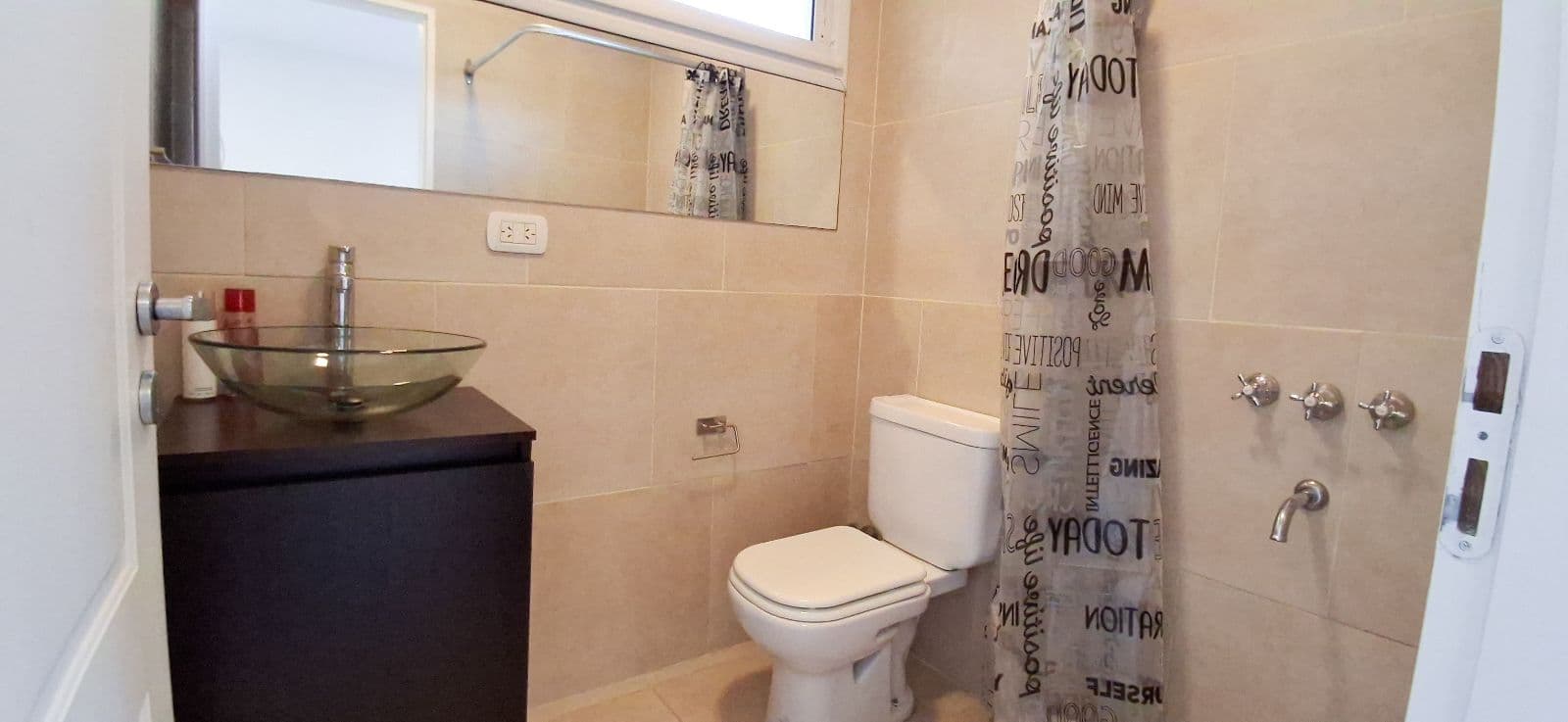 House for Sale in the Vistas Neighborhood, Puertos del Lago Escobar. 3 Bedrooms, Office, Pool. Northern Greater Buenos Aires
