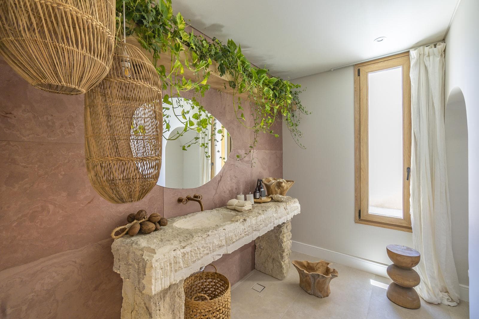 House by the Lagoon for Rent